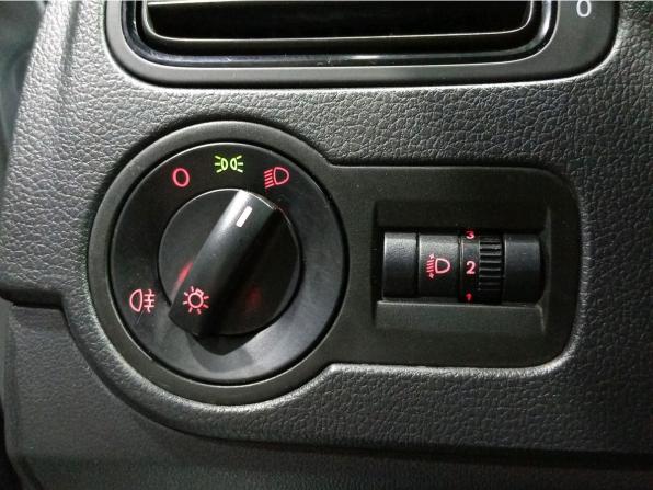 Volkswagen Polo V с пробегом 2014 года, цена 820 000 рублей, 90850 км, седан, Автокод Объявления