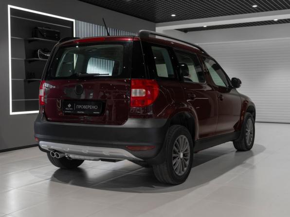 Skoda Yeti I с пробегом 2012 года, цена 945 000 рублей, 256045 км, внедорожник, Автокод Объявления