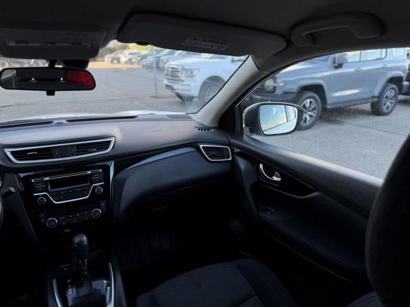 Nissan Qashqai II с пробегом 2018 года, цена 1 590 000 рублей, 128398 км, внедорожник, Автокод Объявления