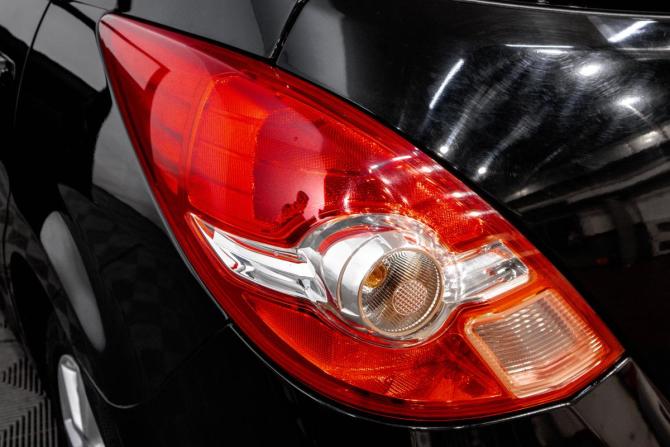 Nissan Tiida I Рестайлинг с пробегом 2012 года, цена 949 000 рублей, 106000 км, хэтчбек, Автокод Объявления