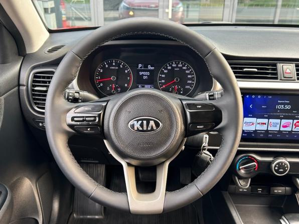 Kia Rio IV Рестайлинг с пробегом 2020 года, цена 1 650 000 рублей, 108000 км, седан, Автокод Объявления