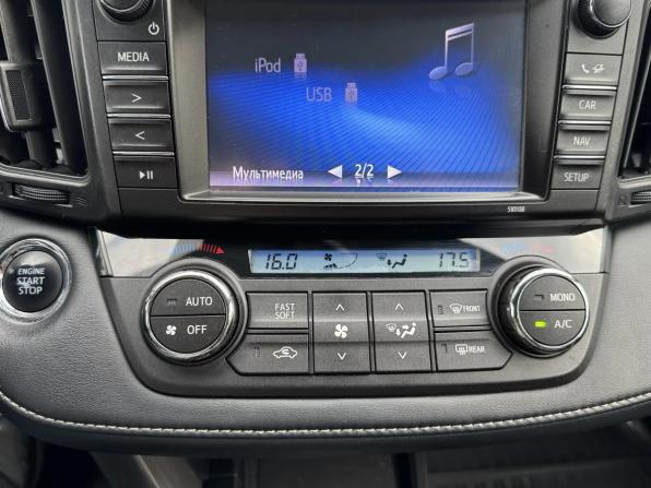Toyota RAV4 IV (XA40) Рестайлинг с пробегом 2018 года, цена 2 699 000 рублей, 186469 км, внедорожник, Автокод Объявления