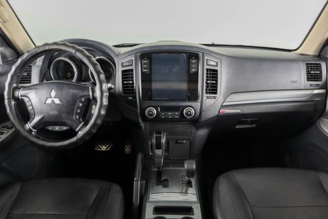 Mitsubishi Pajero IV Рестайлинг 1 с пробегом 2012 года, цена 2 449 000 рублей, 183000 км, внедорожник, Автокод Объявления