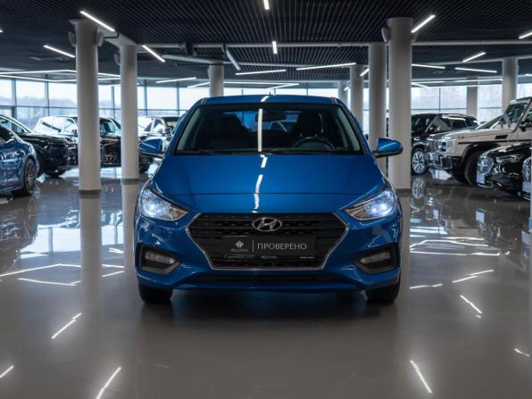 Hyundai Solaris II с пробегом 2018 года, цена 1 490 000 рублей, 81506 км, седан, Автокод Объявления
