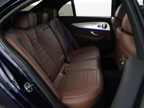 Mercedes-Benz E-Класс V (W213 S213 C238) Рестайлинг с пробегом 2021 года, цена 5 477 077 рублей, 51124 км, седан, Автокод Объявления