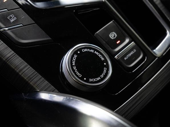 Geely Atlas Pro с пробегом 2023 года, цена 1 999 000 рублей, 36680 км, внедорожник, Автокод Объявления
