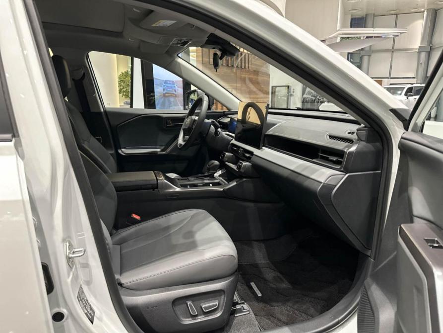 Toyota RAV4 VI (XA60) Казань  - изображение 13