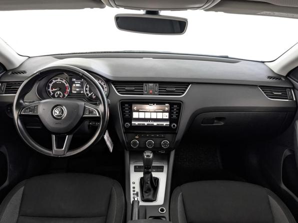 Skoda Octavia III (A7) Рестайлинг с пробегом 2020 года, цена 1 675 000 рублей, 130091 км, лифтбек, Автокод Объявления