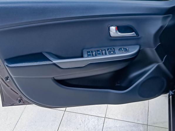 Kia Rio III Рестайлинг с пробегом 2016 года, цена 1 083 000 рублей, 114050 км, хэтчбек, Автокод Объявления