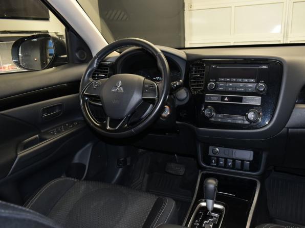 Mitsubishi Outlander III Рестайлинг 3 с пробегом 2019 года, цена 2 040 000 рублей, 128056 км, внедорожник, Автокод Объявления