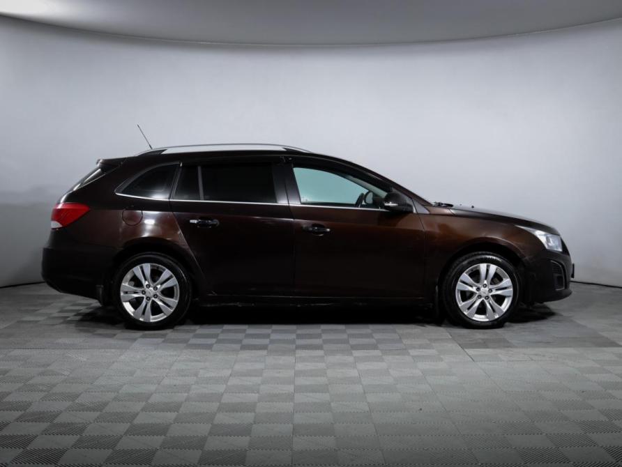 Chevrolet Cruze I Рестайлинг Москва  - изображение 4