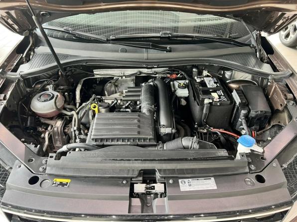 Volkswagen Tiguan II с пробегом 2018 года, цена 1 995 000 рублей, 134374 км, внедорожник, Автокод Объявления