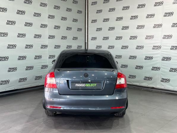 Skoda Octavia II (A5) Рестайлинг с пробегом 2011 года, цена 550 000 рублей, 288605 км, лифтбек, Автокод Объявления