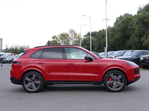 Porsche Cayenne III Рестайлинг с пробегом 2025 года, цена 20 000 000 рублей, 1984 км, внедорожник, Автокод Объявления