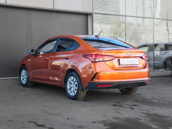 Hyundai Solaris II Рестайлинг с пробегом 2021 года, цена 1 550 000 рублей, 110679 км, седан, Автокод Объявления