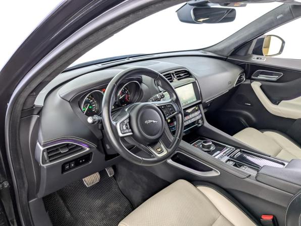 Jaguar F-Pace I с пробегом 2020 года, цена 3 799 000 рублей, 54747 км, внедорожник, Автокод Объявления