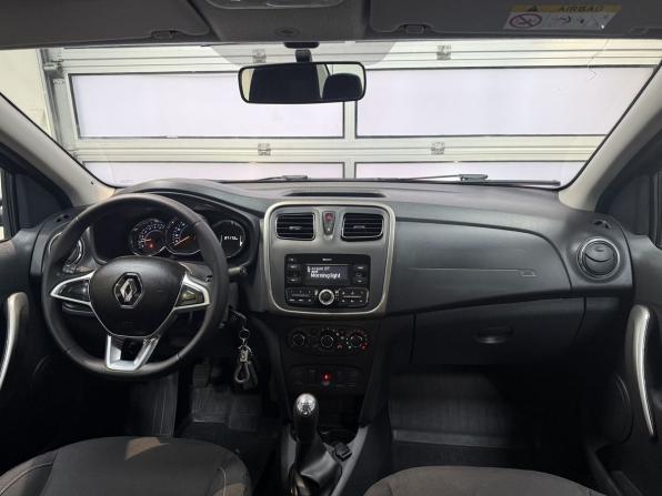 Renault Logan II Рестайлинг с пробегом 2019 года, цена 1 100 000 рублей, 87000 км, седан, Автокод Объявления