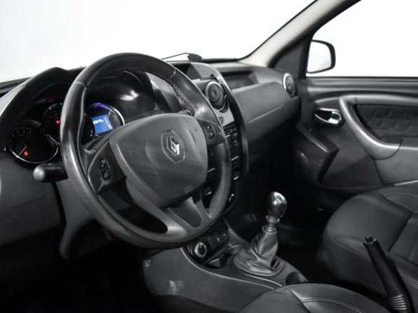 Renault Duster I Рестайлинг с пробегом 2016 года, цена 929 000 рублей, 180849 км, внедорожник, Автокод Объявления