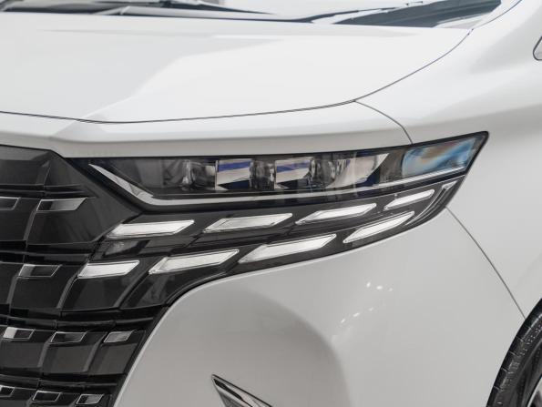 Toyota Alphard IV с пробегом 2024 года, цена 9 490 000 рублей, 29829 км, минивэн, Автокод Объявления
