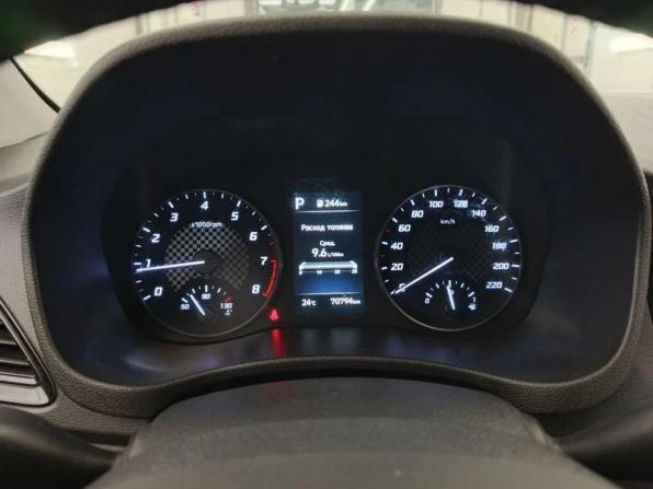 Hyundai Solaris II Рестайлинг с пробегом 2021 года, цена 1 575 000 рублей, 70500 км, седан, Автокод Объявления