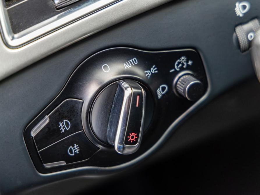 Audi A4 IV (B8) Волгоград  - изображение 16