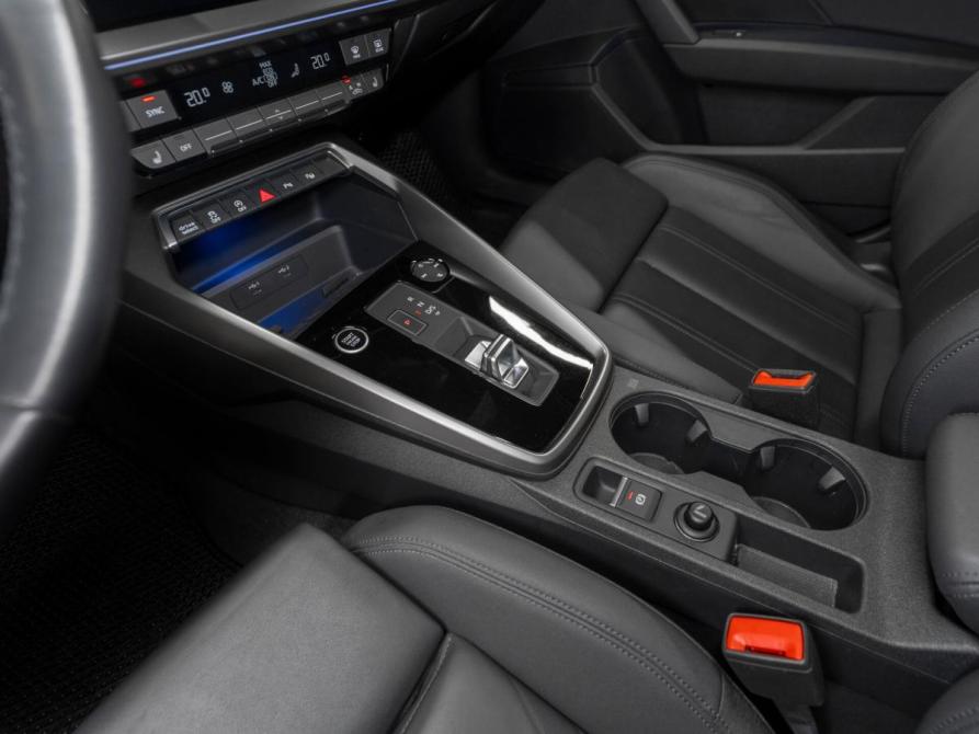 Audi A3 IV (8Y) Москва  - изображение 16