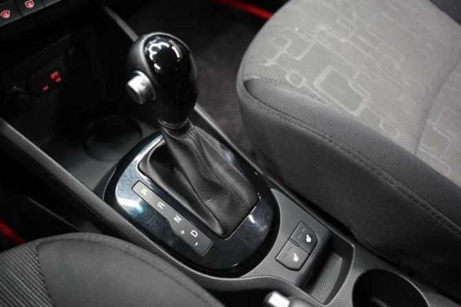 Kia Rio III Рестайлинг с пробегом 2016 года, цена 1 355 000 рублей, 100008 км, седан, Автокод Объявления