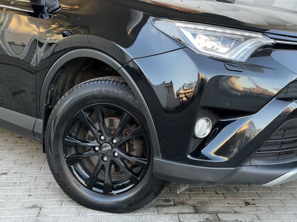 Toyota RAV4 IV (XA40) Рестайлинг с пробегом 2018 года, цена 2 298 000 рублей, 178092 км, внедорожник, Автокод Объявления