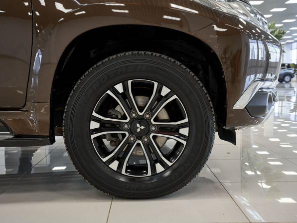 Mitsubishi Pajero Sport III с пробегом 2018 года, цена 2 996 000 рублей, 75718 км, внедорожник, Автокод Объявления