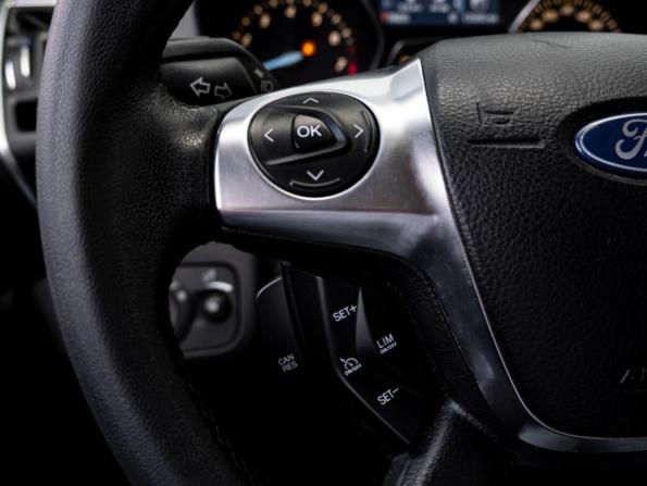 Ford Kuga II с пробегом 2013 года, цена 1 325 000 рублей, 133283 км, внедорожник, Автокод Объявления