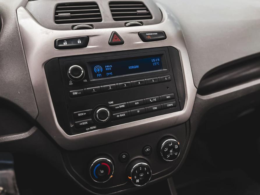 Chevrolet Cobalt II Курган  - изображение 14