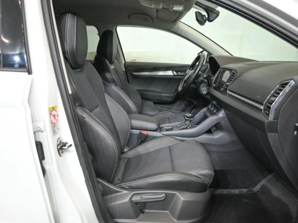 Skoda Karoq I с пробегом 2021 года, цена 2 750 000 рублей, 46495 км, внедорожник, Автокод Объявления