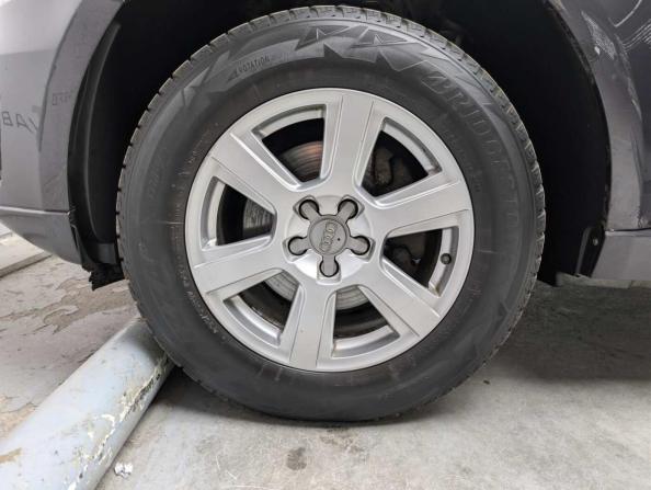 Audi Q5 I (8R) с пробегом 2010 года, цена 995 000 рублей, 330347 км, внедорожник, Автокод Объявления