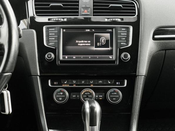 Volkswagen Golf R VII с пробегом 2015 года, цена 2 250 000 рублей, 105267 км, хэтчбек, Автокод Объявления