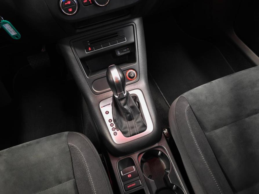 Volkswagen Tiguan I Рестайлинг Санкт-Петербург  - изображение 15