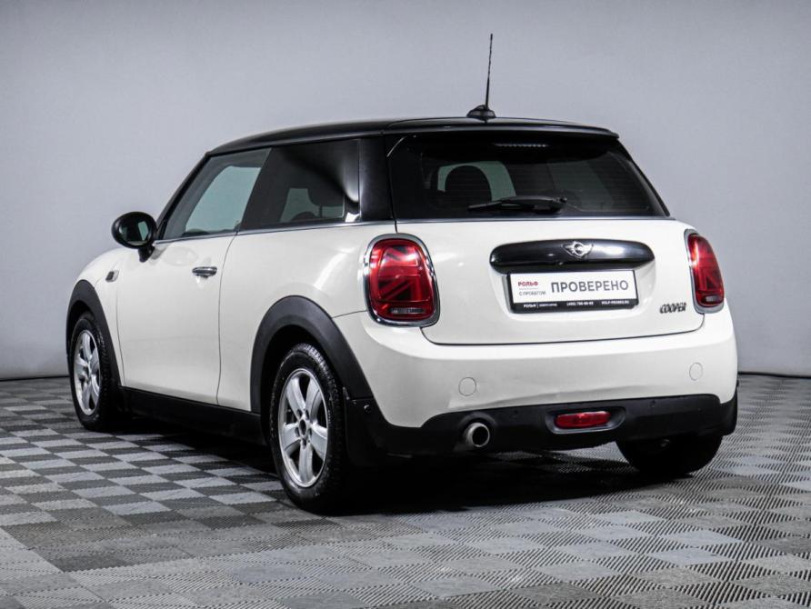 Mini Hatch III (F55/F56) Москва  - изображение 7