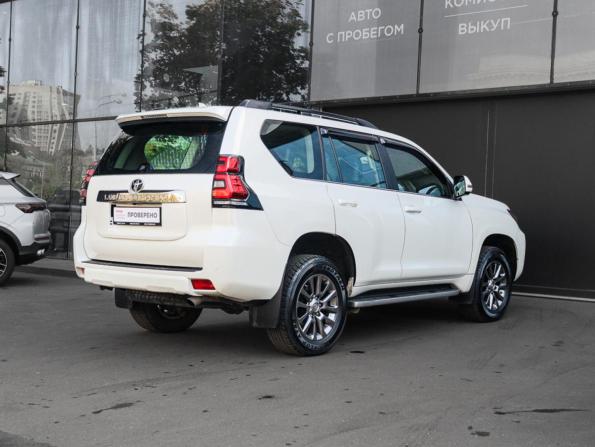 Toyota Land Cruiser Prado 150 Series Рестайлинг 2 с пробегом 2018 года, цена 4 800 000 рублей, 145000 км, внедорожник, Автокод Объявления