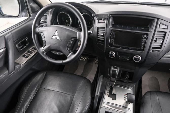 Mitsubishi Pajero IV Рестайлинг 1 с пробегом 2014 года, цена 2 599 000 рублей, 207500 км, внедорожник, Автокод Объявления