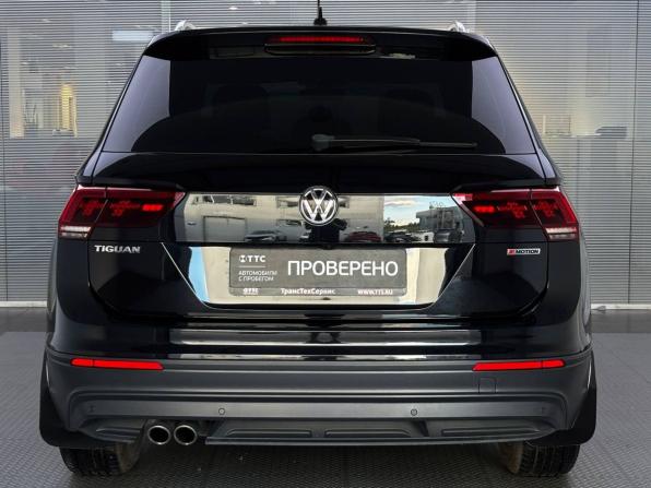 Volkswagen Tiguan II с пробегом 2018 года, цена 2 920 000 рублей, 98701 км, внедорожник, Автокод Объявления