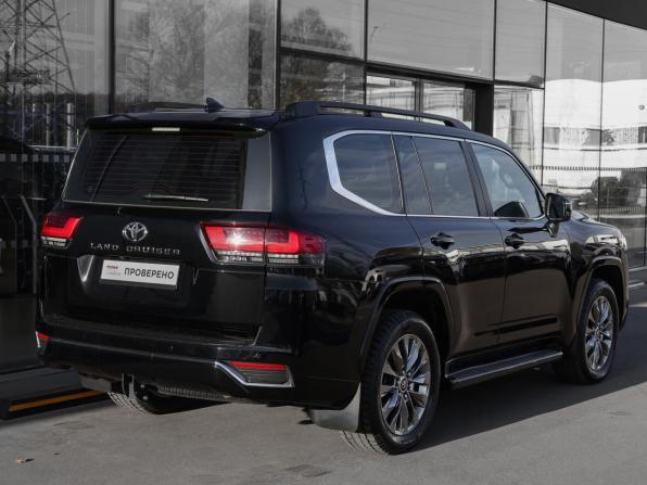 Toyota Land Cruiser 300 Series с пробегом 2024 года, цена 12 498 000 рублей, 56001 км, внедорожник, Автокод Объявления