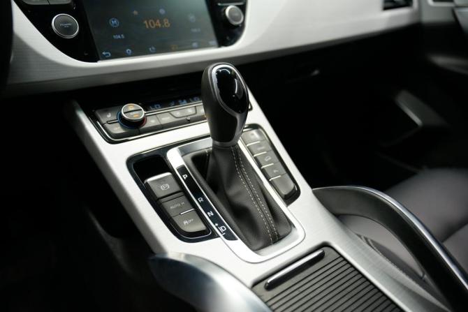 Geely Atlas I с пробегом 2018 года, цена 1 590 000 рублей, 175290 км, внедорожник, Автокод Объявления