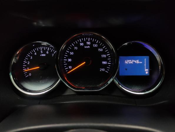 Renault Duster I Рестайлинг с пробегом 2015 года, цена 960 000 рублей, 120245 км, внедорожник, Автокод Объявления