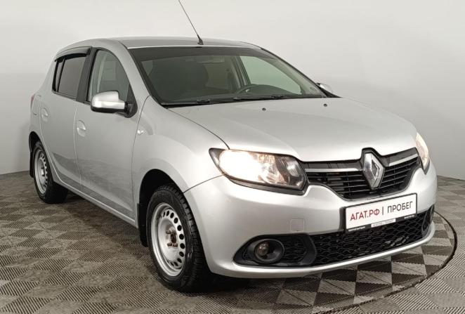 Renault Sandero II с пробегом 2015 года, цена 915 000 рублей, 100837 км, хэтчбек, Автокод Объявления