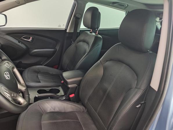 Hyundai ix35 I с пробегом 2011 года, цена 1 360 000 рублей, 166072 км, внедорожник, Автокод Объявления