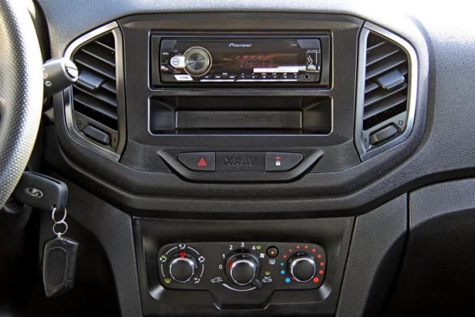 Lada (ВАЗ) XRAY I с пробегом 2019 года, цена 885 000 рублей, 50634 км, хэтчбек, Автокод Объявления