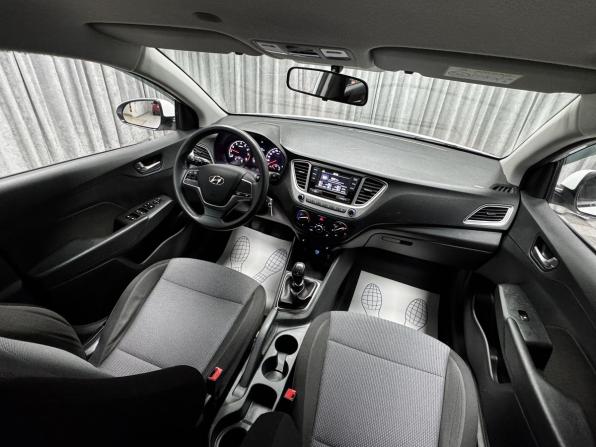 Hyundai Solaris II с пробегом 2019 года, цена 1 370 000 рублей, 84017 км, седан, Автокод Объявления