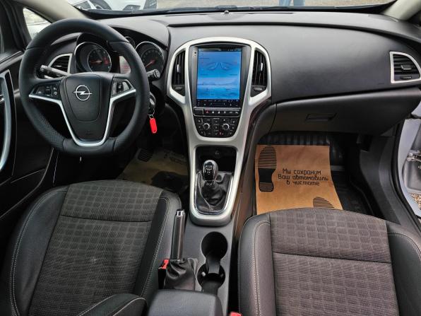 Opel Astra J Рестайлинг с пробегом 2012 года, цена 700 000 рублей, 89000 км, хэтчбек, Автокод Объявления