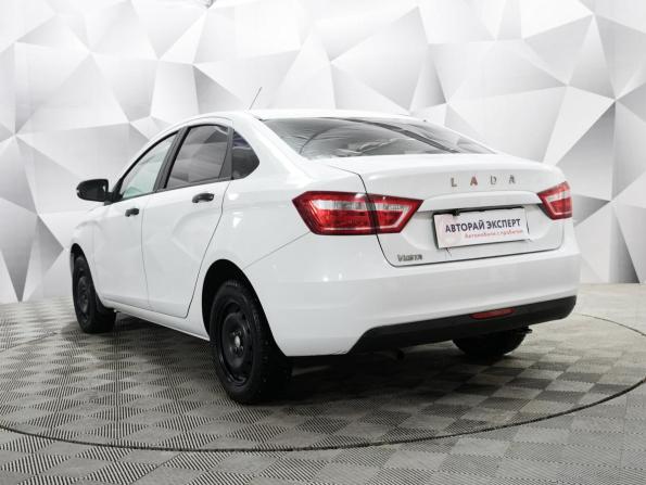 Lada (ВАЗ) Vesta I с пробегом 2021 года, цена 950 000 рублей, 120018 км, седан, Автокод Объявления
