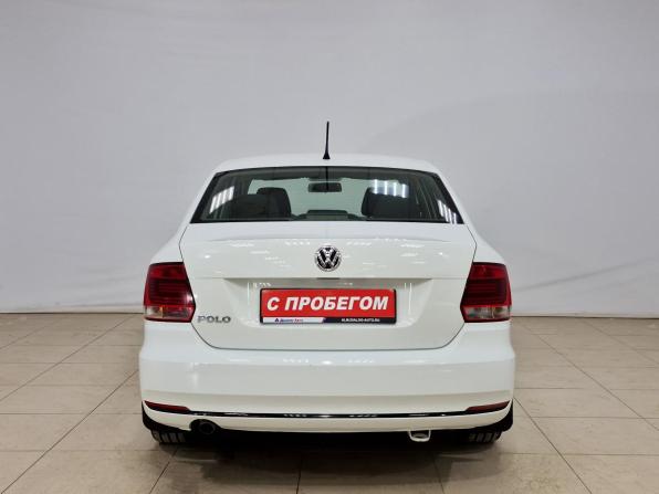 Volkswagen Polo V Рестайлинг с пробегом 2015 года, цена 690 000 рублей, 250788 км, седан, Автокод Объявления