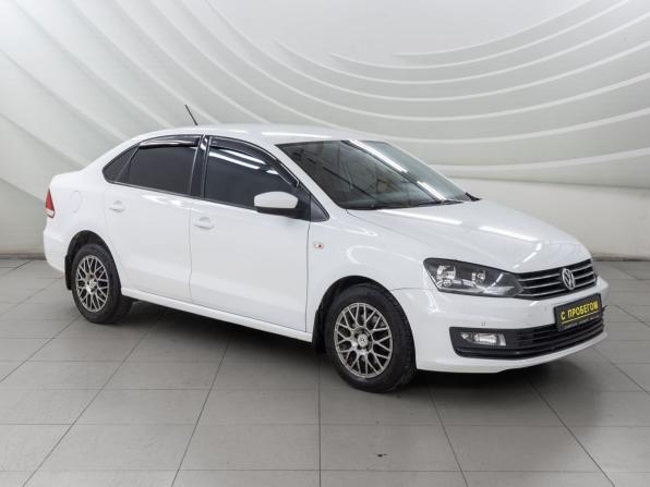 Volkswagen Polo V Рестайлинг с пробегом 2016 года, цена 1 081 000 рублей, 88000 км, седан, Автокод Объявления